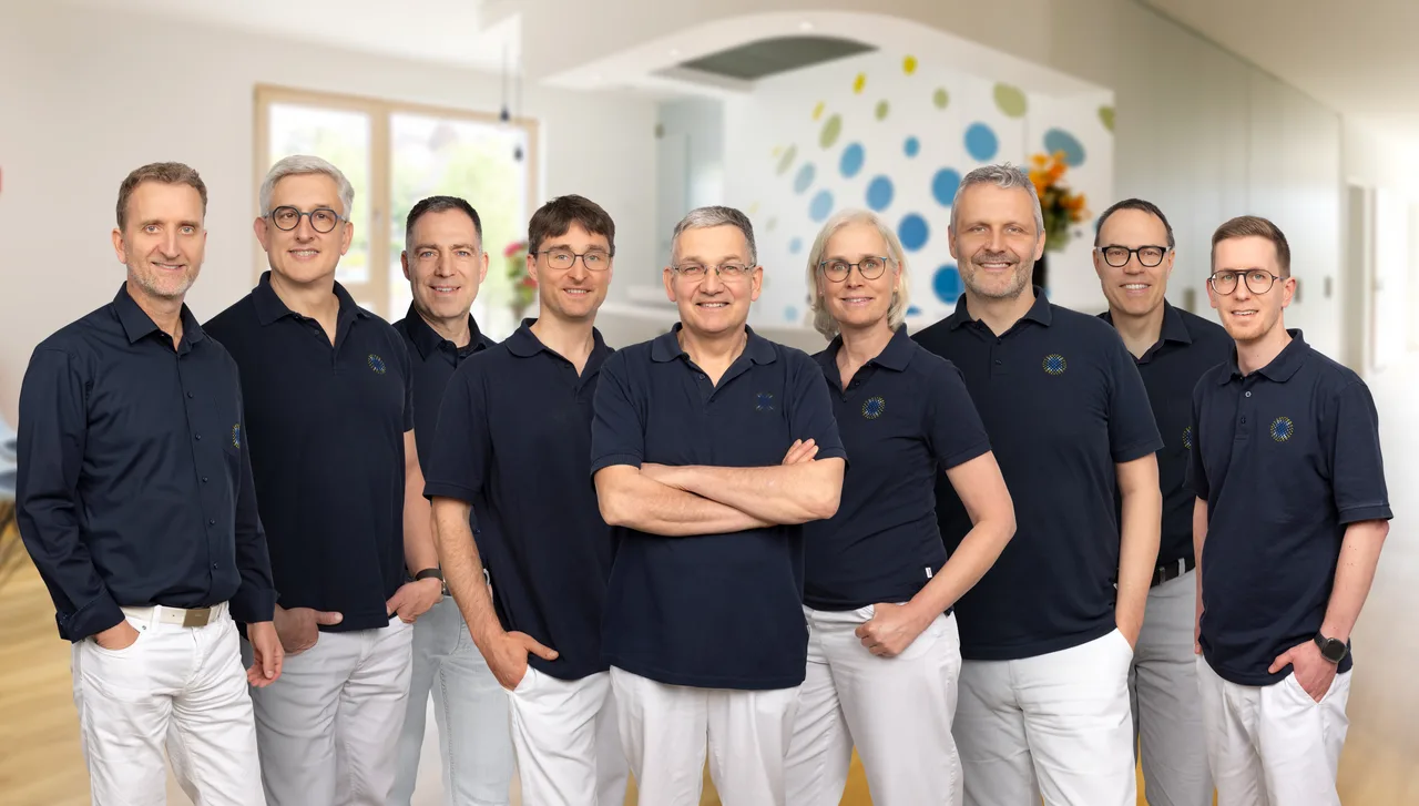 Das Team der Radiologie Würzburg – Ärztinnen, Ärzte, MTRA, MFA und Verwaltung.