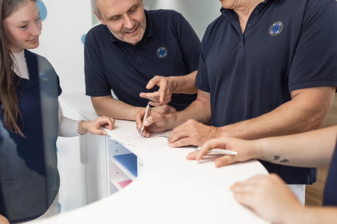 Zusammenarbeit im Team – bei uns zählt das Miteinander.